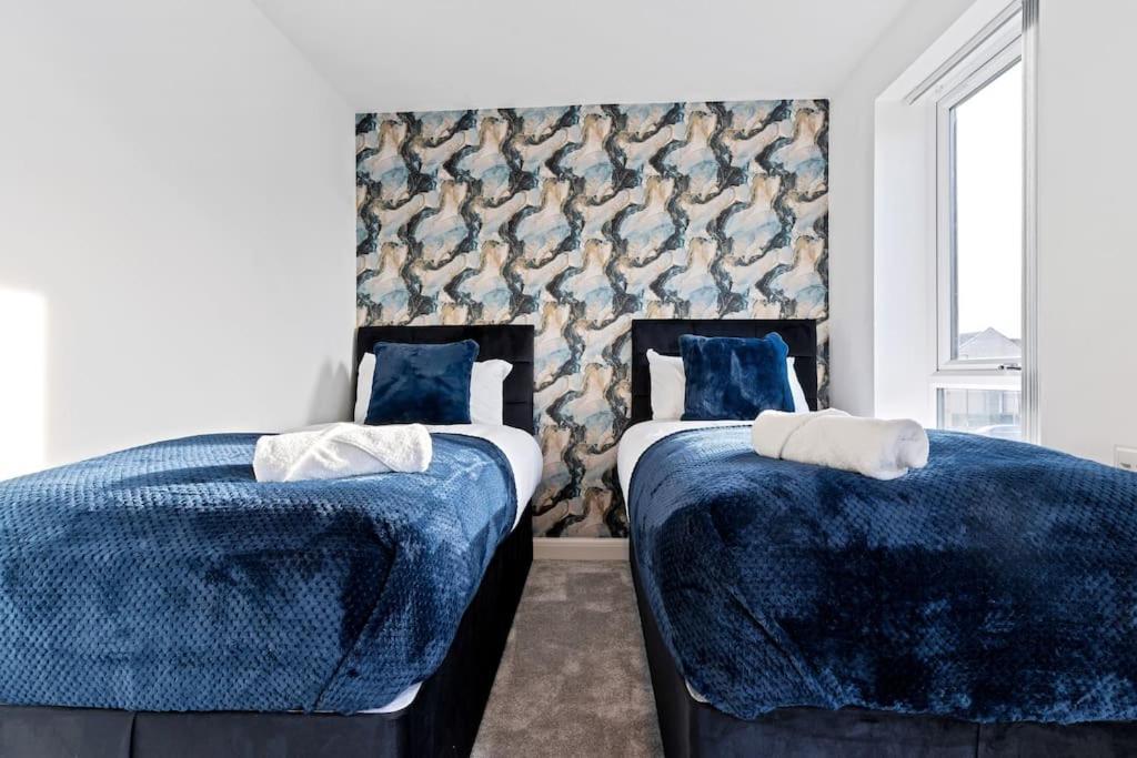 Luxury Birmingham City Centre Townhouse With Free Parking - Sleeps 4 - Perfect For Contractors, Business Travellers, Families And Other Groups - Near Bullring, Newstreet, Selfridges, Nec, Nia & Birmingham Airport Eksteriør billede