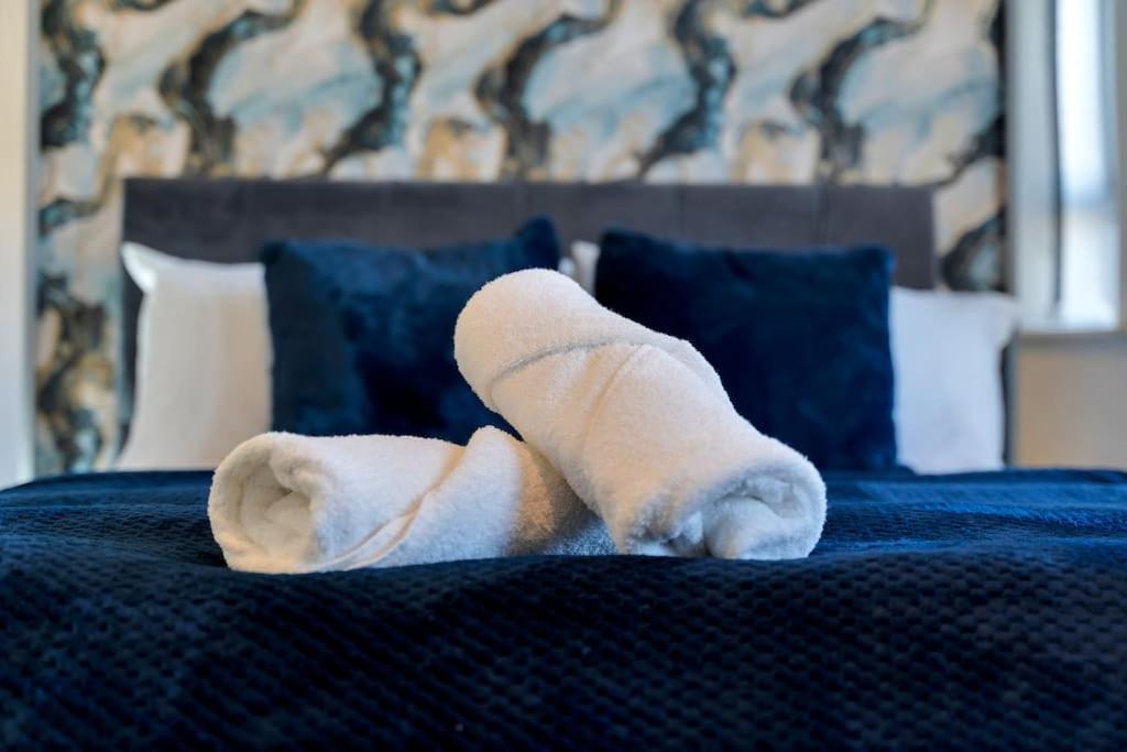 Luxury Birmingham City Centre Townhouse With Free Parking - Sleeps 4 - Perfect For Contractors, Business Travellers, Families And Other Groups - Near Bullring, Newstreet, Selfridges, Nec, Nia & Birmingham Airport Eksteriør billede