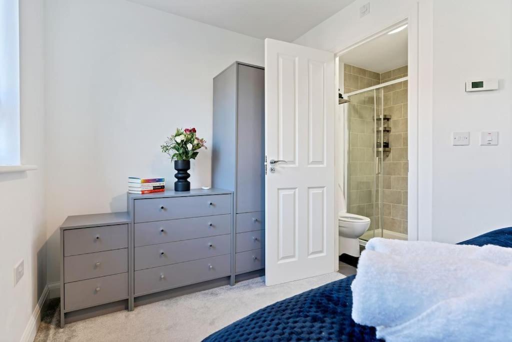Luxury Birmingham City Centre Townhouse With Free Parking - Sleeps 4 - Perfect For Contractors, Business Travellers, Families And Other Groups - Near Bullring, Newstreet, Selfridges, Nec, Nia & Birmingham Airport Eksteriør billede